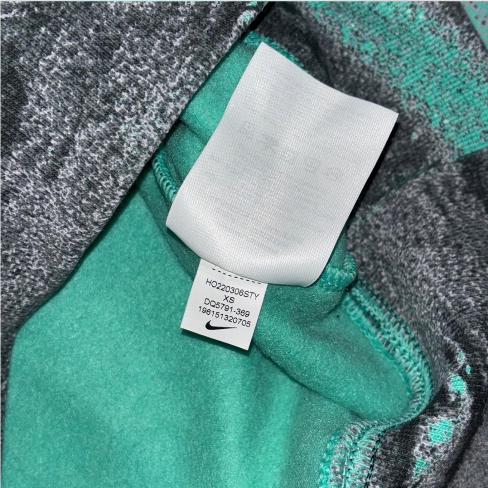 Nike ACG Therma Fit oversized All over print fleece crewneck ‘Light Menta’ NWT. - Picture 6 of 12